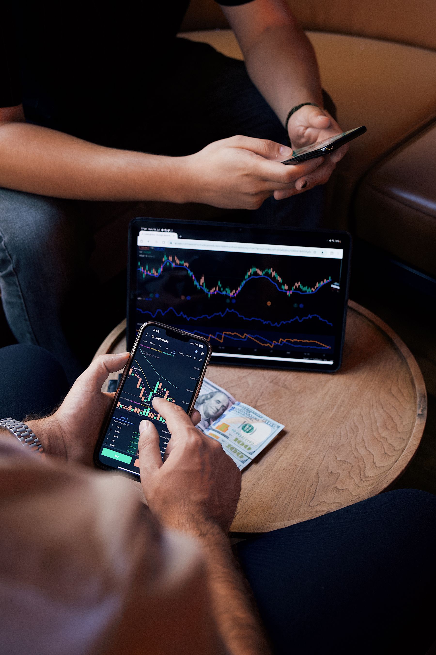 Financial market workflow supporting LLM API Virtual Keys LLM API 虚拟密钥